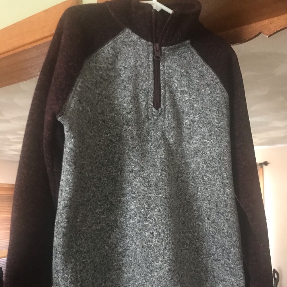 Boys top